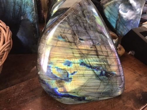 Grosse Labradorite pour pièce à vivre