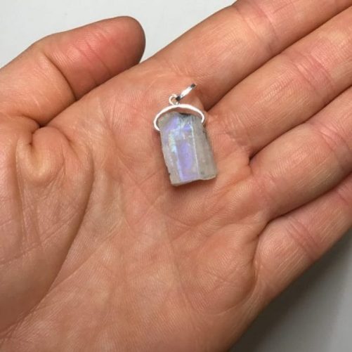 Pendentif péristérite brute