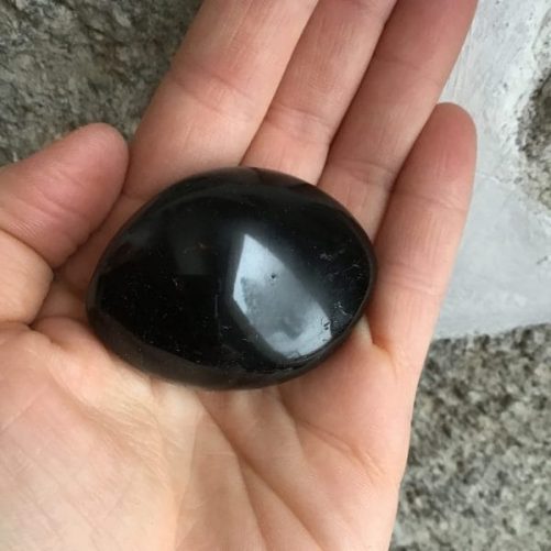 Galet de tourmaline