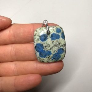 Pendentif rectangle de jaspe K 2