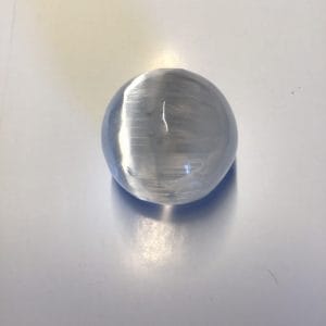 petite sphere de selenite du maroc