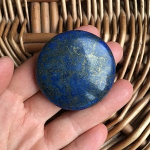 Galet lapis lazuli origine afghanistan
