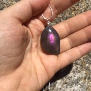 Pendentif labradorite violette e