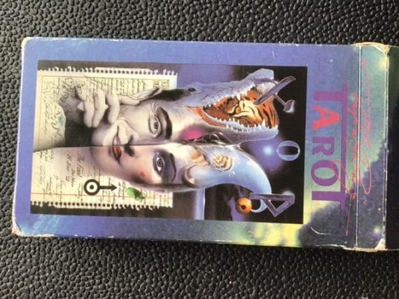 Rohingya tarot desk