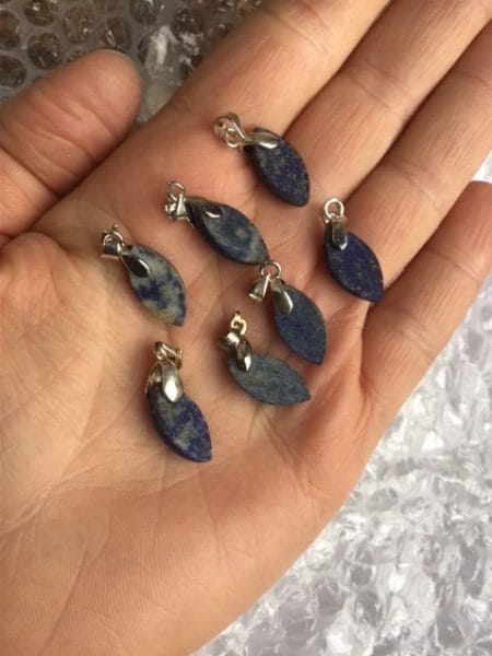 Petit pendentif lapis lazuli