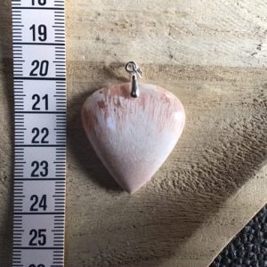 Pendentif scolecite pointe en bas