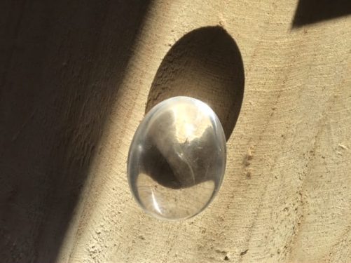 Galet de cristal de roche
