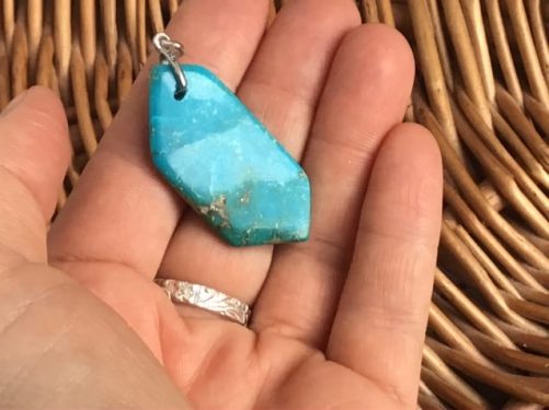 Pendentif en véritable turquoise