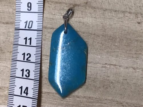 Pendentif en véritable turquoise