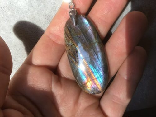 Labradorite feu
