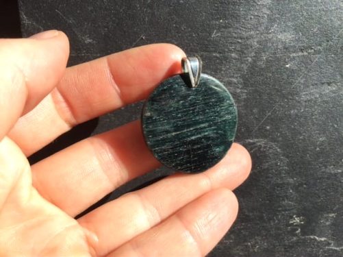Pendentif apatite rond