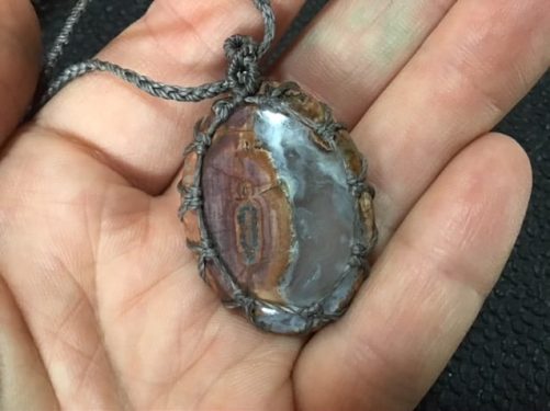 Collier macramé maligano gris