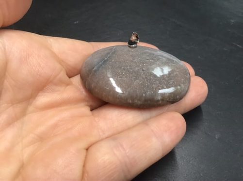 Pendentif pierre de lune grise