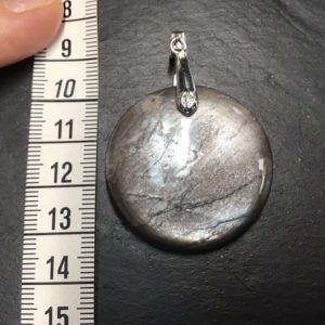 Pendentif pierre de lune gris
