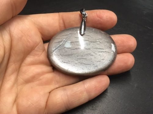 Pendentif pierre de lune grise