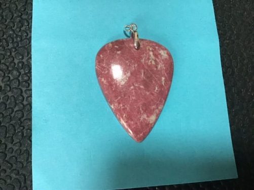 Pendentif en Thulite