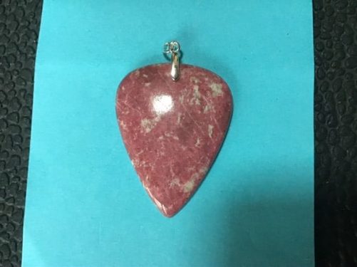 Pendentif en Thulite