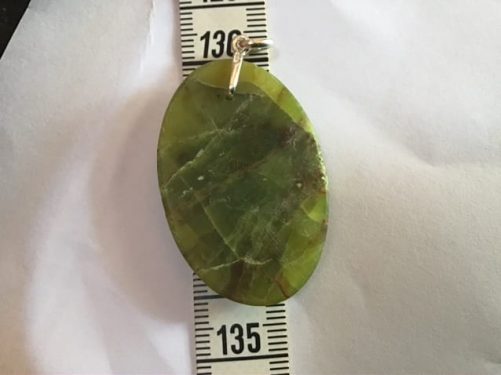 Pendentif opale verte de Madagascar grand oval