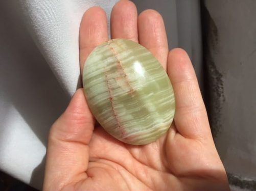 Galet calcite verte