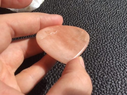 Morganite gros cabochon