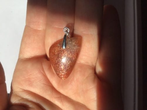 Pendentif pierre de soleil freeform