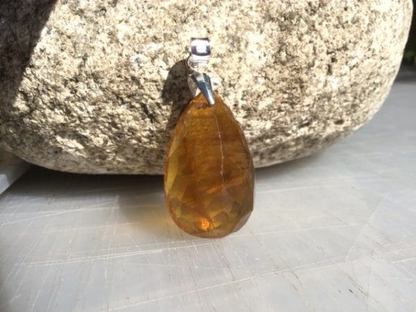 AD1FF35F-AA96-4AA4-AC08-94821711E340