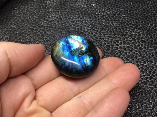 Mini galet labradorite dark blue wonder