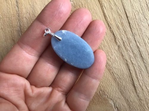 Pendentif angélite ovale