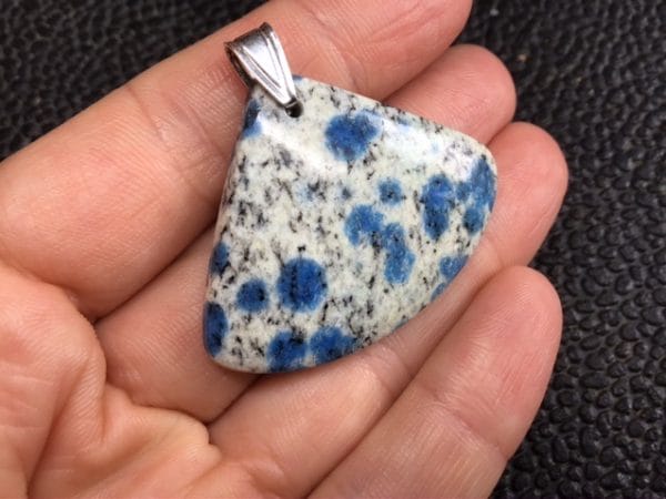 59B3DD31-36BD-41C9-BAE3-8906D414AD6E