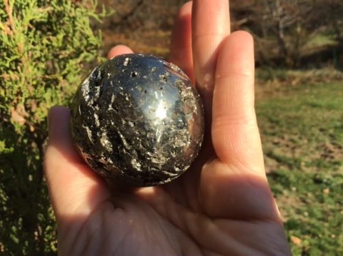 Oeuf en pyrite