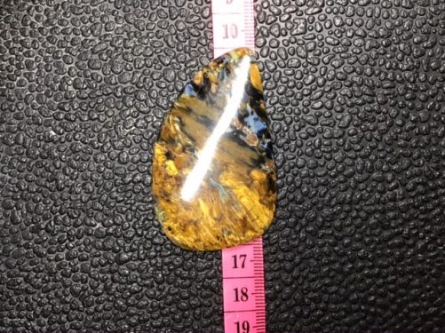 Pietersite géante