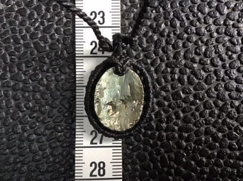 Collier avec petite pyrite
