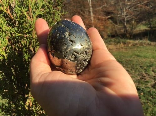 Oeuf en pyrite