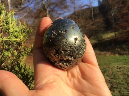Oeuf en pyrite