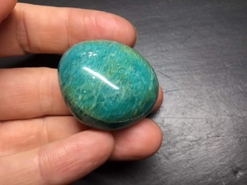 Galet amazonite de soin