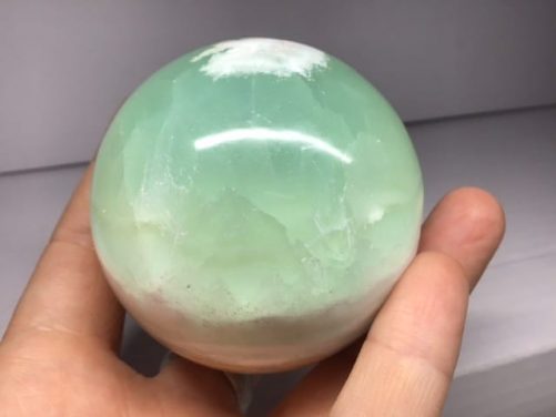 Sphère calcite verte avec aragonite