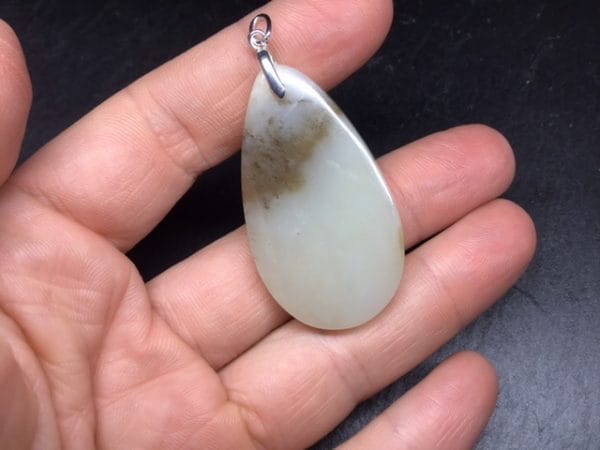 85F6DDB9-C21F-4E7C-81CB-D77CC6E5F663