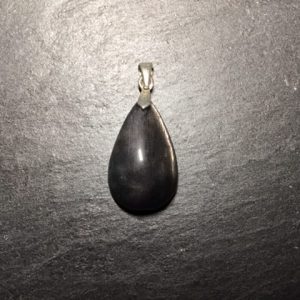 Pendentif pierre de lune noire