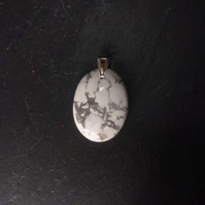 Pendentif howlite