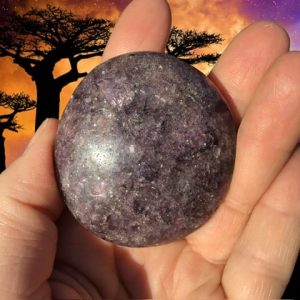 Galet lépidolite