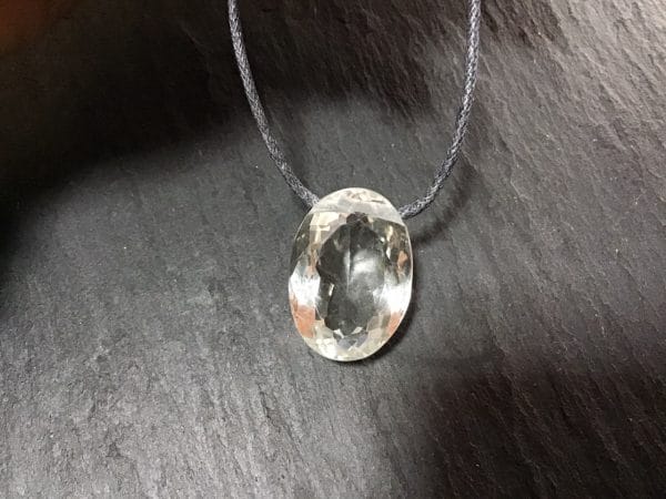 Pendentif-quartz-facette