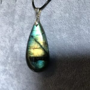 Grand pendentif en abradorite turquoise jaune