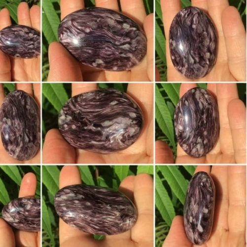 Galet charoite