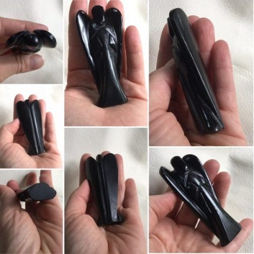 Petit ange en tourmaline noire