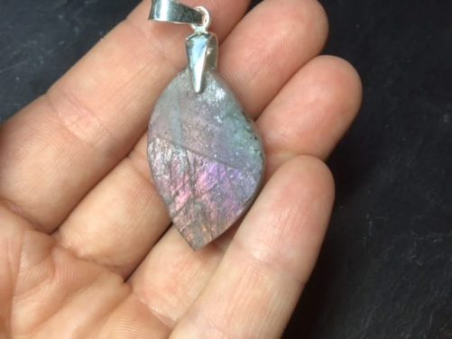 Pendentif labradorite rose orange brute