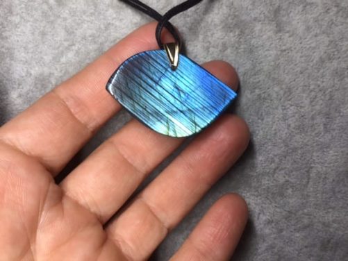 Big Pendentif labradorite bleu austral
