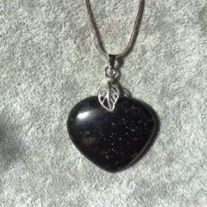 Pendentif tourmaline coeur noir