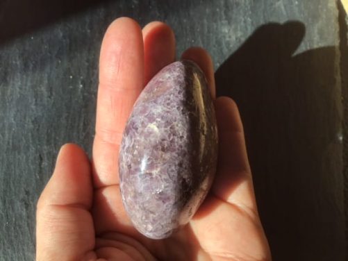 Galet lepidolite extra