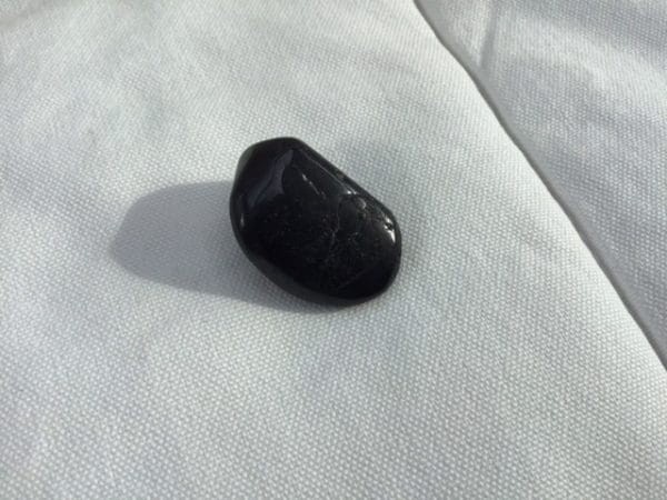 Pierre-tourmaline