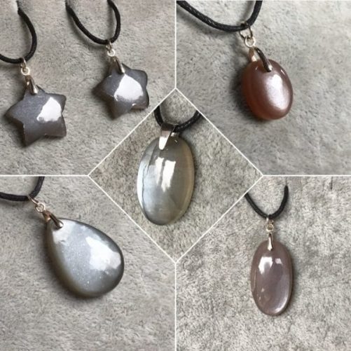 Pendentifs en pierre de lune veritable